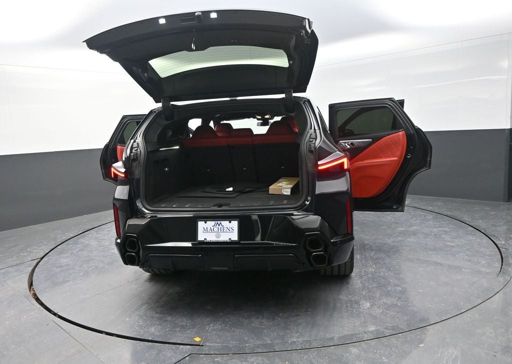 2024 BMW XM Base