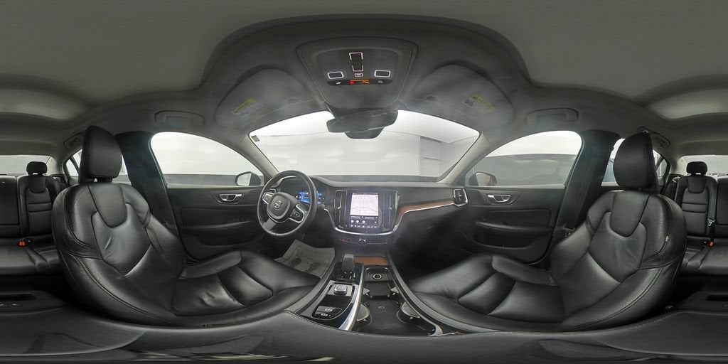 2024 Volvo S60 B5 Plus Dark Theme