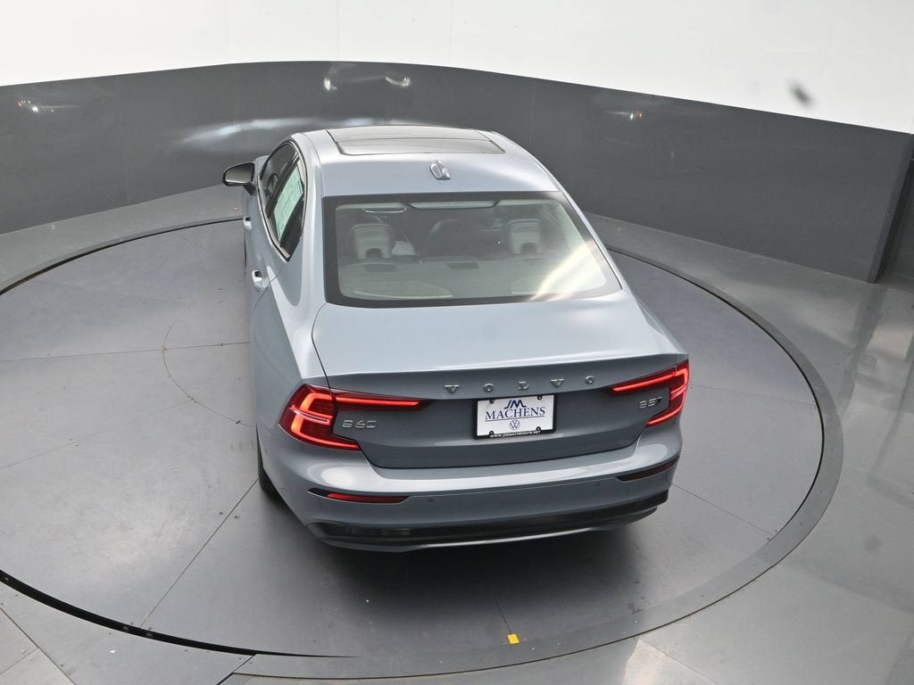 2024 Volvo S60 B5 Plus Dark Theme