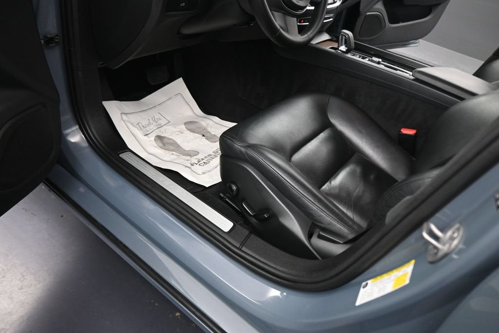 2024 Volvo S60 B5 Plus Dark Theme