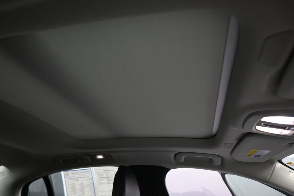2024 Volvo S60 B5 Plus Dark Theme