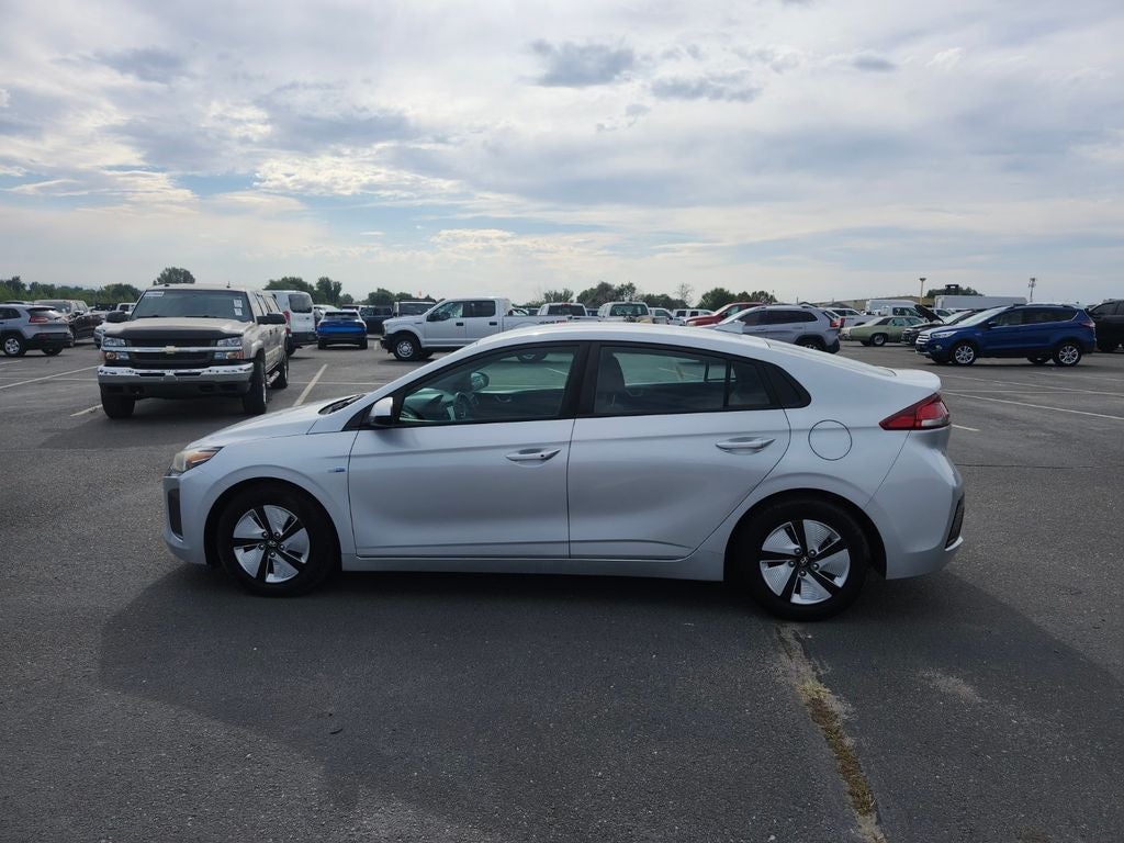 2018 Hyundai Ioniq Hybrid Blue