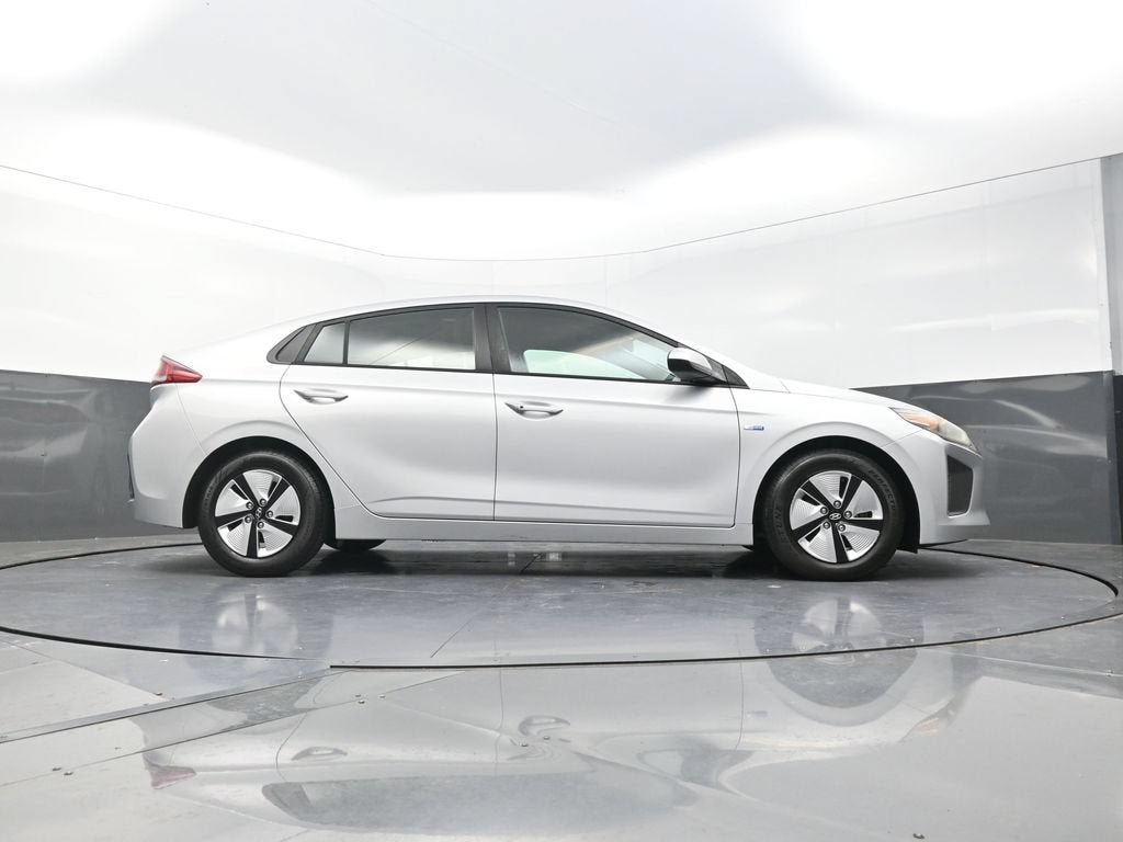 2018 Hyundai Ioniq Hybrid Blue