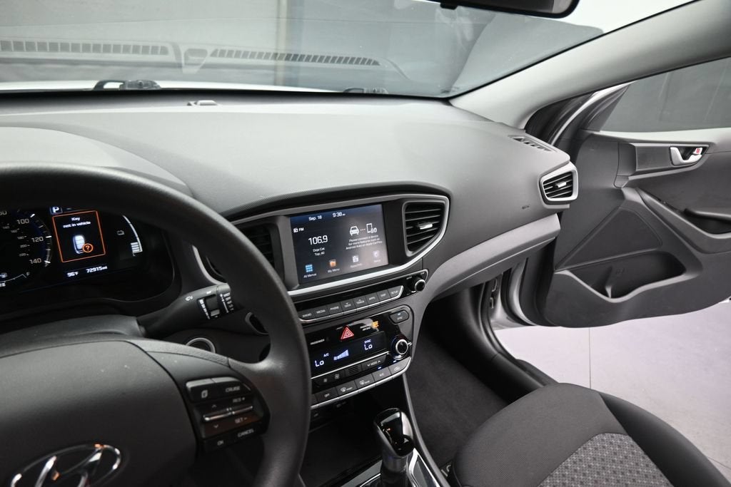 2018 Hyundai Ioniq Hybrid Blue