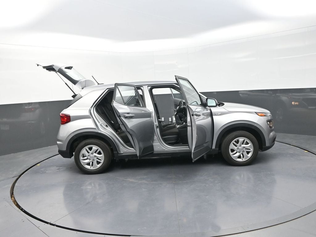 2023 Hyundai Venue SE