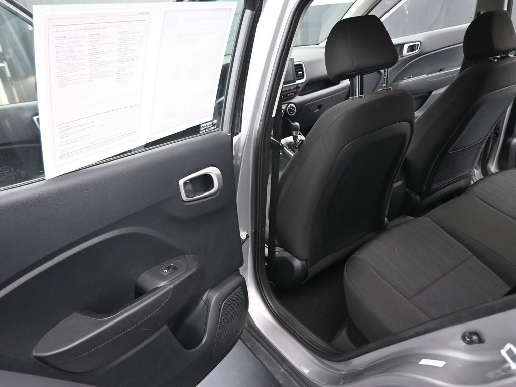 2023 Hyundai Venue SE