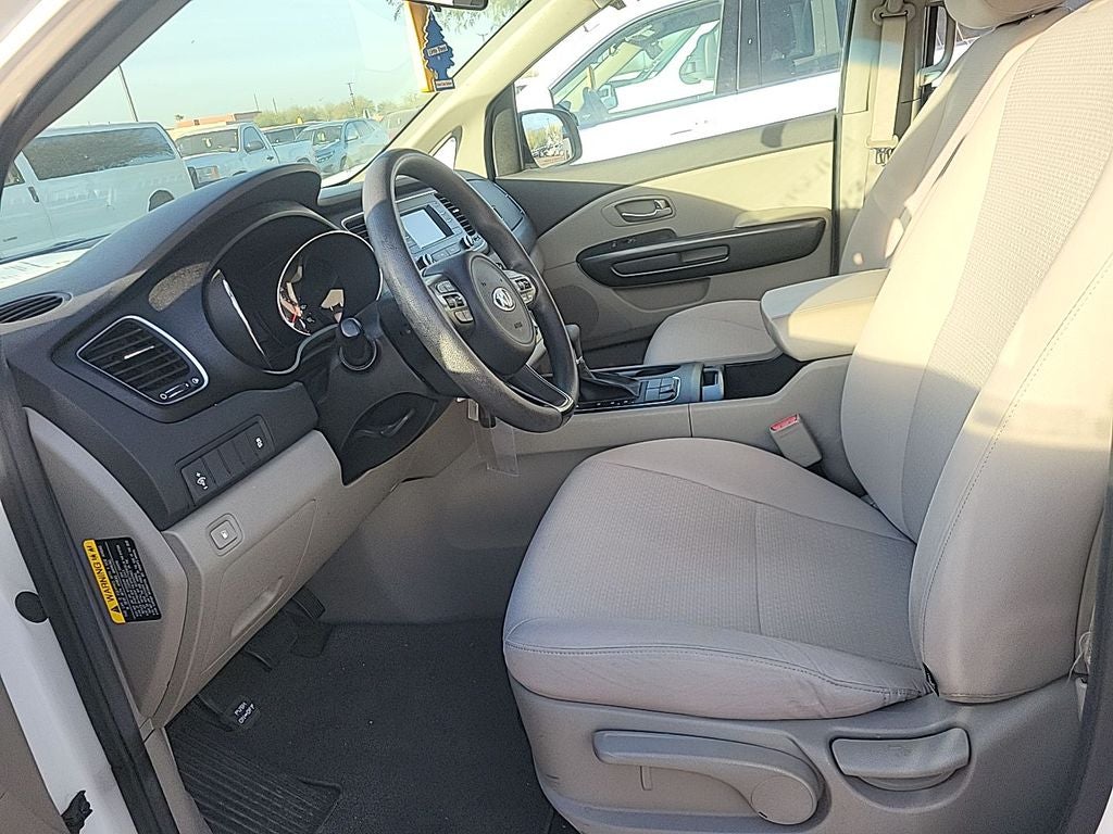 2018 Kia Sedona L