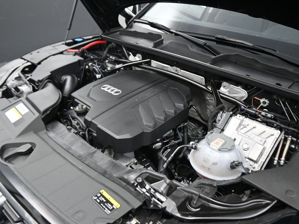 2024 Audi Q5 45 S line Premium quattro