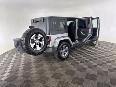 2016 Jeep Wrangler Unlimited Sahara