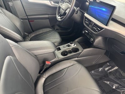 2025 Ford Escape Plug-In Hybrid Base