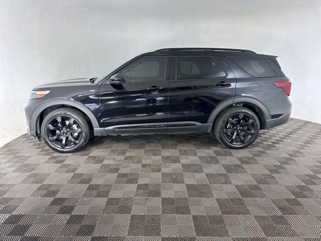 2024 Ford Explorer ST-Line