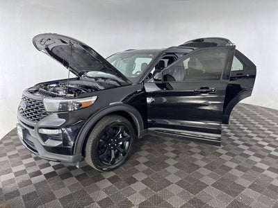 2024 Ford Explorer ST-Line