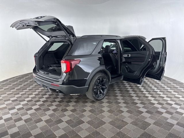 2024 Ford Explorer ST-Line