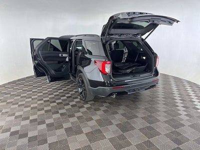 2024 Ford Explorer ST-Line