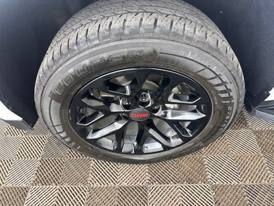 2022 GMC Yukon SLE