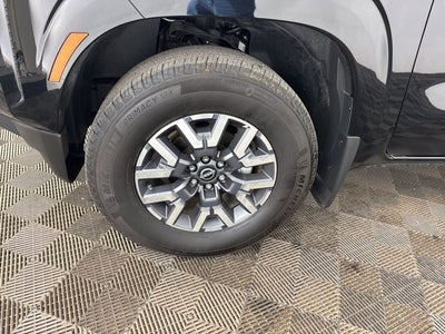 2024 Nissan Frontier SL