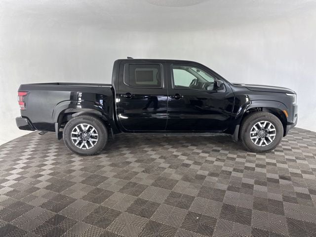 2024 Nissan Frontier SL