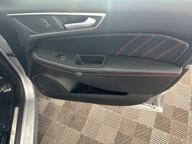 2020 Ford Edge ST Line