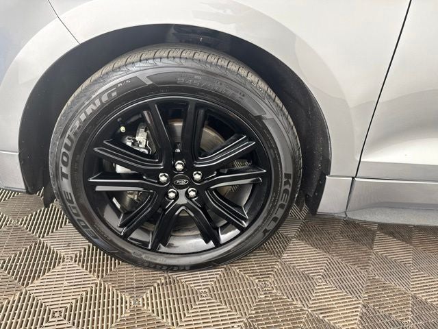 2020 Ford Edge ST Line