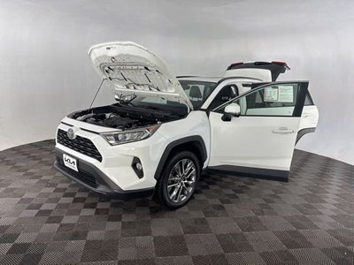 2019 Toyota RAV4 XLE Premium