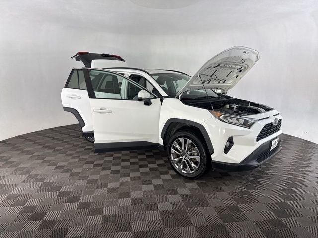 2019 Toyota RAV4 XLE Premium