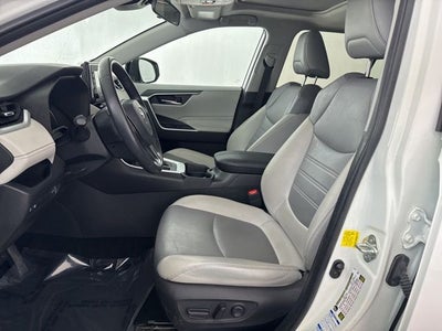 2019 Toyota RAV4 XLE Premium