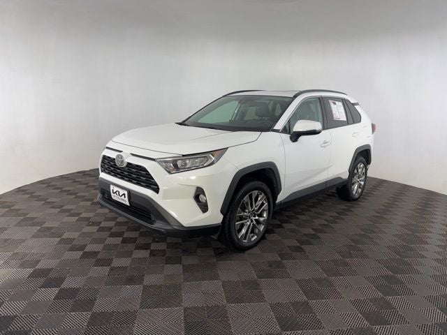 2019 Toyota RAV4 XLE Premium