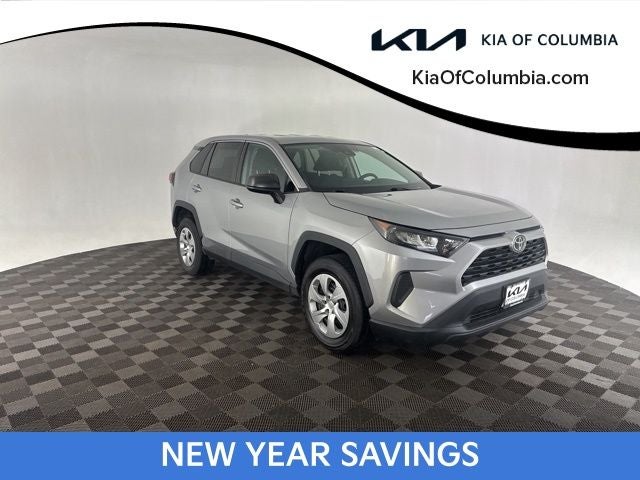 2022 Toyota RAV4 LE