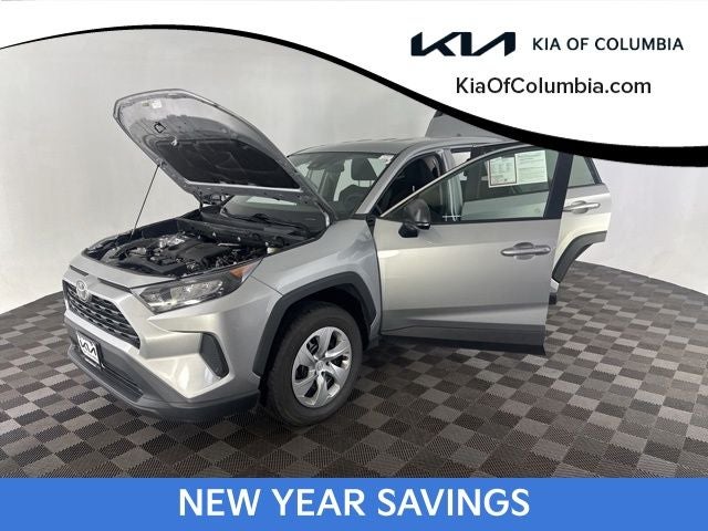 2022 Toyota RAV4 LE
