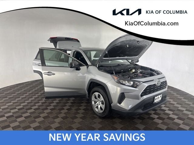 2022 Toyota RAV4 LE
