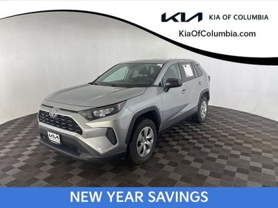 2022 Toyota RAV4 LE