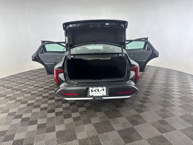 2025 Kia K4 LX
