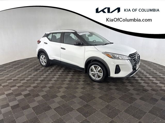 2022 Nissan Kicks S