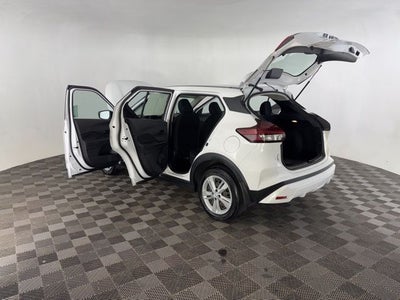 2022 Nissan Kicks S