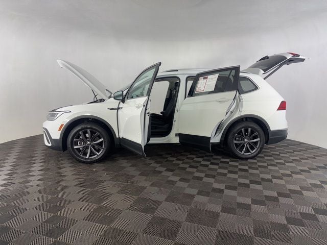 2022 Volkswagen Tiguan 2.0T SE