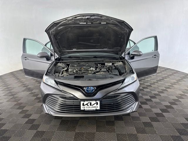 2020 Toyota Camry Hybrid XLE