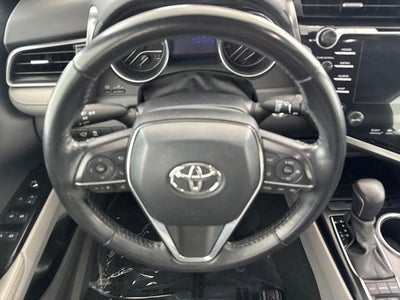 2020 Toyota Camry Hybrid XLE