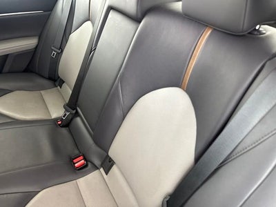 2020 Toyota Camry Hybrid XLE
