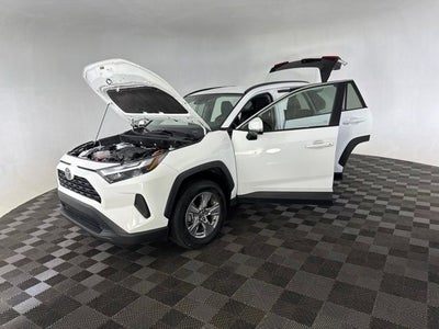 2025 Toyota RAV4 Hybrid XLE