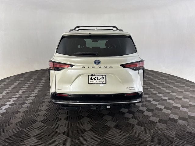 2021 Toyota Sienna Platinum 7 Passenger