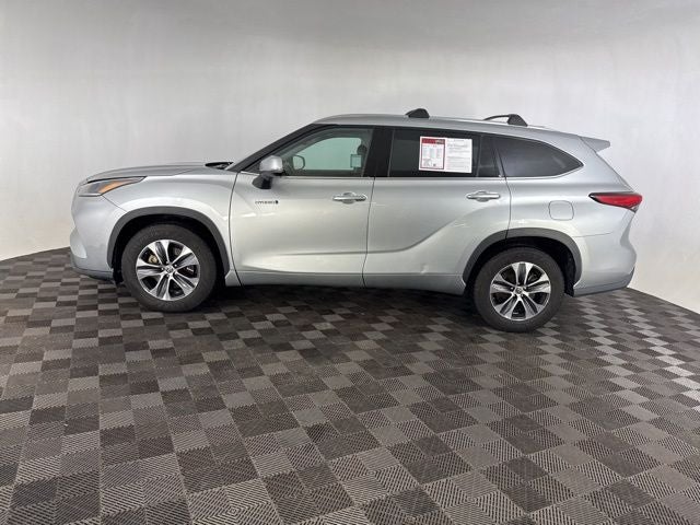 2021 Toyota Highlander Hybrid XLE
