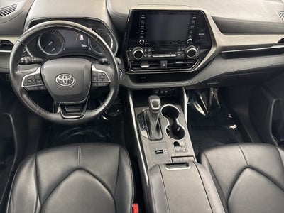 2021 Toyota Highlander Hybrid XLE