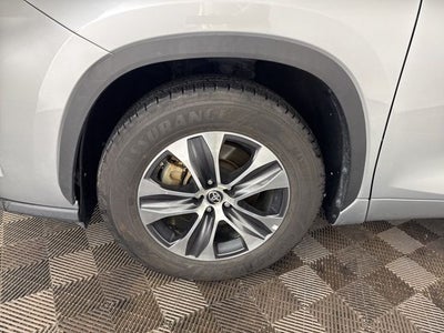 2021 Toyota Highlander Hybrid XLE