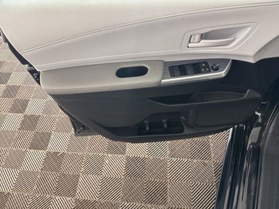 2025 Toyota Sienna LE 8 Passenger