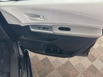 2025 Toyota Sienna LE 8 Passenger
