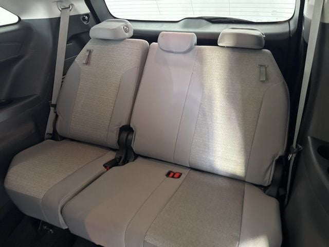 2025 Toyota Sienna LE 8 Passenger