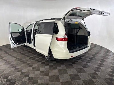 2019 Toyota Sienna Limited Premium 7 Passenger
