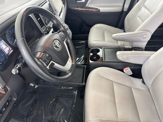 2019 Toyota Sienna Limited Premium 7 Passenger
