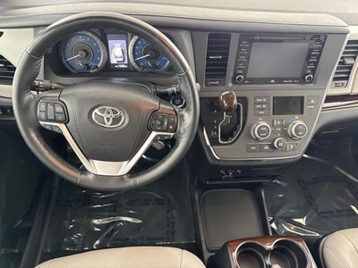 2019 Toyota Sienna Limited Premium 7 Passenger