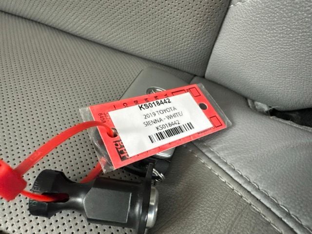 2019 Toyota Sienna Limited Premium 7 Passenger